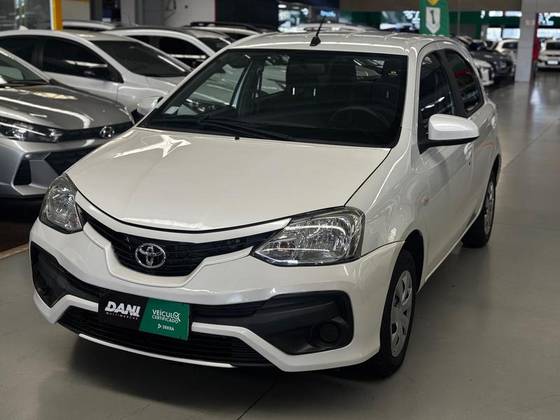 TOYOTA ETIOS 1.3 X 16V FLEX 4P MANUAL TOYOTA ETIOS 1.3 X 16V FLEX 4P MANUAL